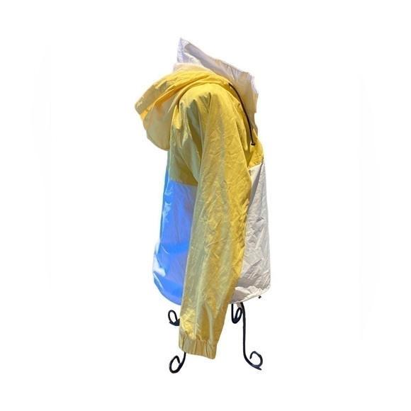 - Hollister - Women’s Half Zip Pullover Windbreaker - Picture 3 of 7